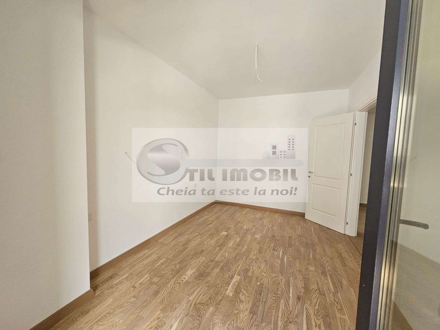 INTABULAT! Apartament cu 2 camere decomandat Pacurari 65mp - Poză 5