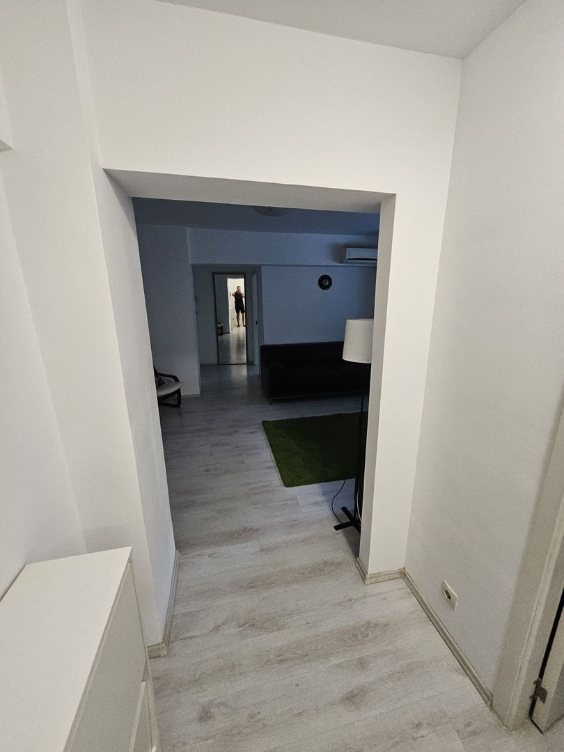 Apartament 3 camere, utilat modern, Ultracentral, Magheru, Bloc Scala - Poză 3