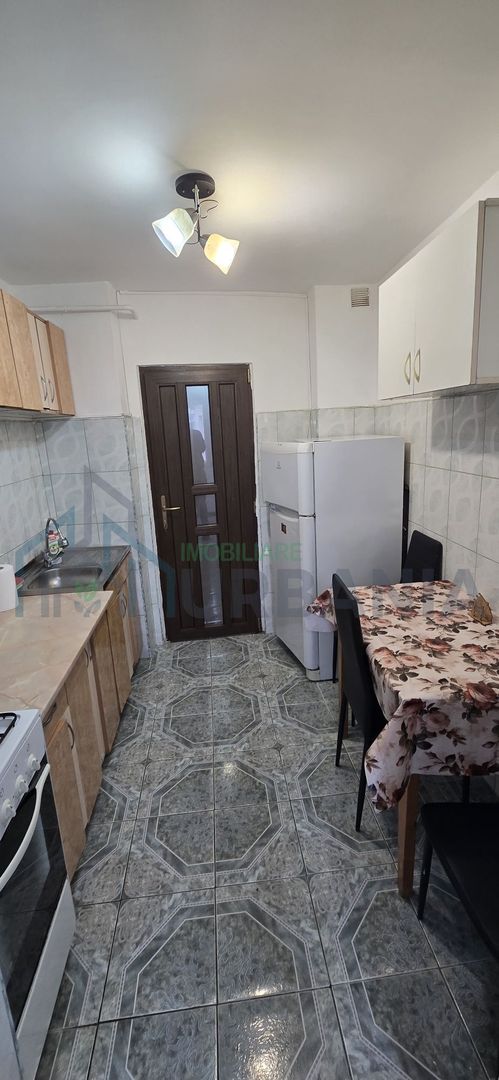 # închiriez AP 2 cam D -zona Podu' de Fier - Poză 3