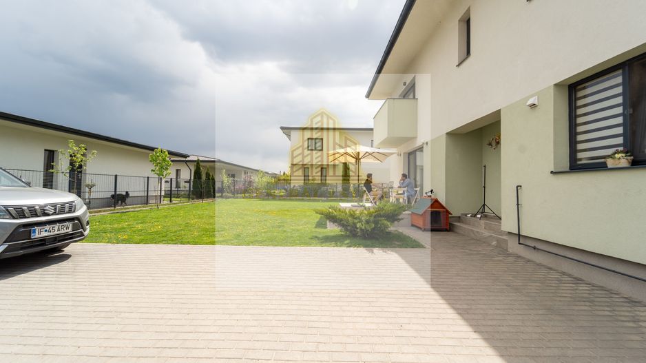 Casa deosebita in Cristian, Brasov - Poză 2