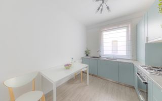 Apartament 3 camere, ultracentral, Oradea. 250 000 E + TVA. Comision 0 - Poză 5