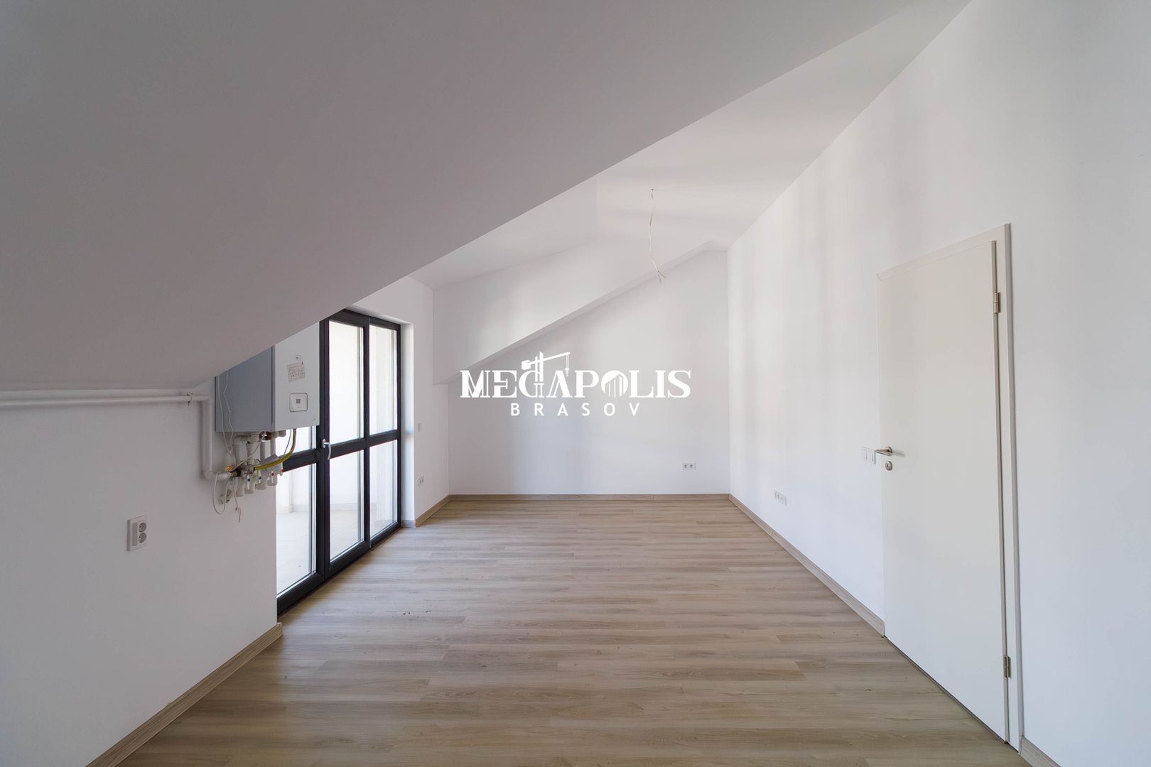 Apartament 3 Camere Sanpetru - Poză 9