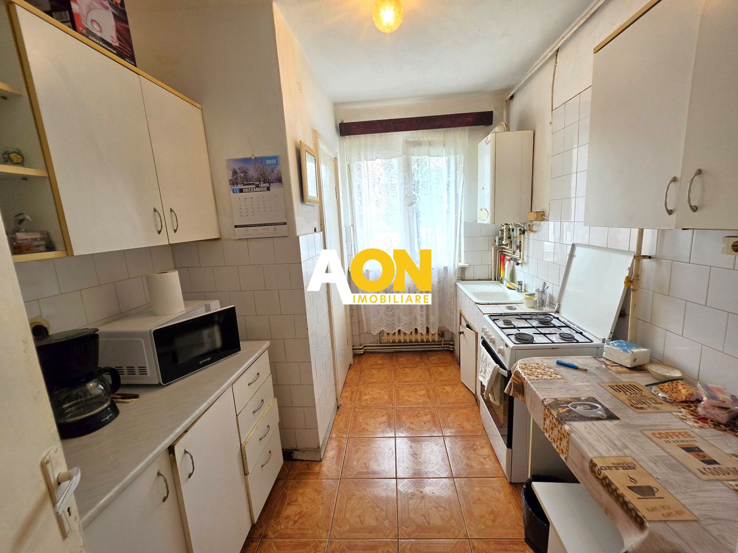 Apartament 3 camere, semidecomandat, parter, Cetate, strada Closca - Poză 4