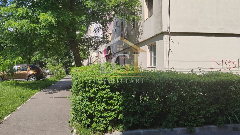 Apartament cu 2 camere de vânzare în Micro 8, Targoviste - Poză 2