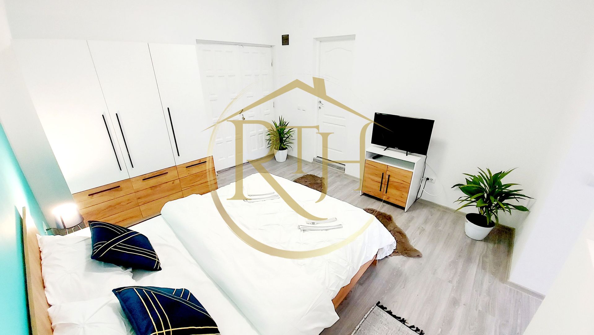 Cazare Clisura Dunarii, Moldova Noua, Apartament 2 camere zona Centrala - Poză 3