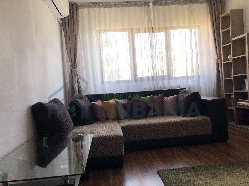 Apartament cu 2 camere de vânzare în Podu Ros, Iasi - Poză 6