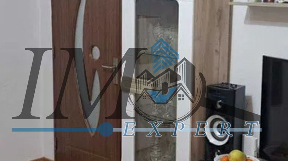 Apartament 2 camere zona Cetate etaj 2 - Poză 1