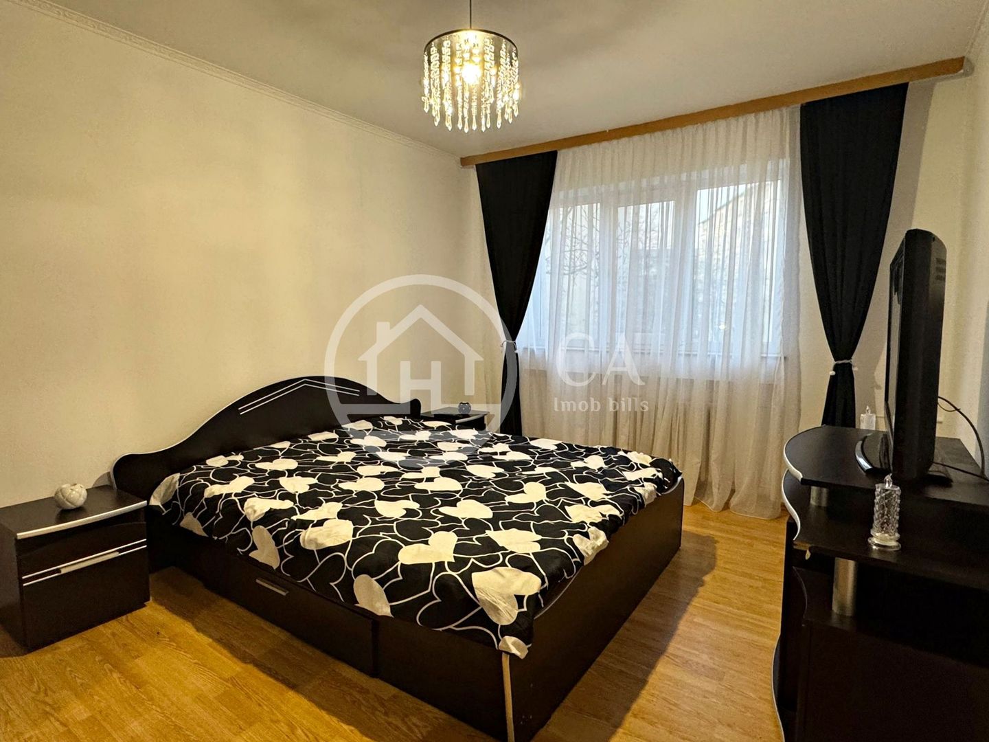 Apartament de vânzare cu 2 camere tip X în zona Nufărul, Oradea - Poză 5