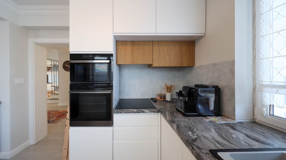 Casă ideală pentru familie în Brașov, Bunloc – spațioasă, luminoasă, priveliște - Poză 8