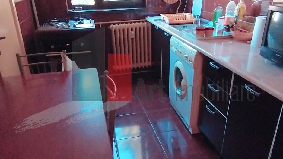 Vanzare 3 camere Berceni Fantana Florilor - Poză 1