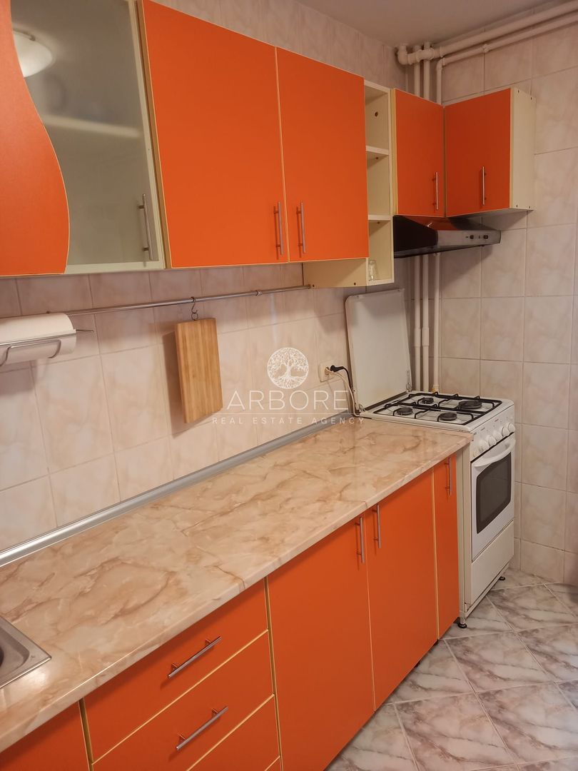 Inchiriere apartament 3 camere Unirii - Poză 1