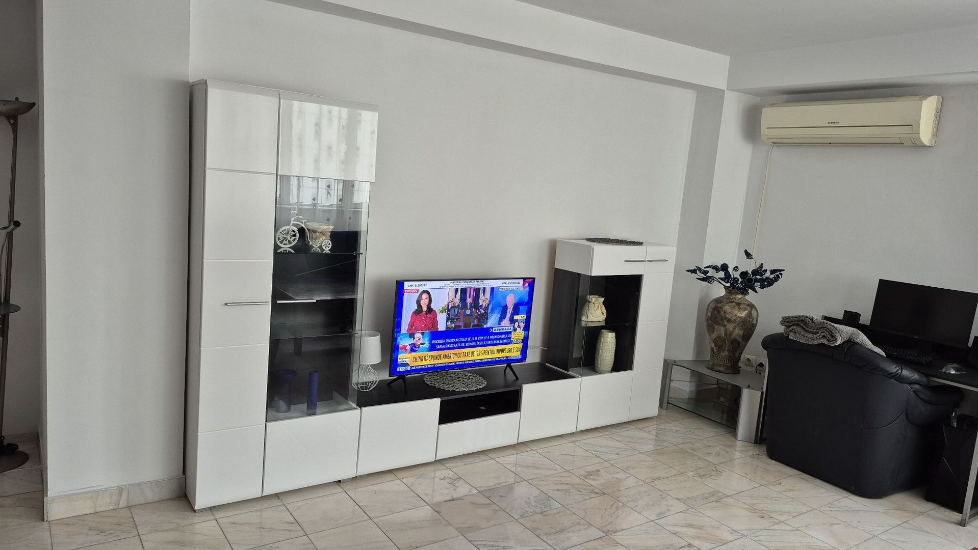 Apartament 5 camere, 250mp, vilă stradală, centrală proprie Dna. Ghica - Poză 3