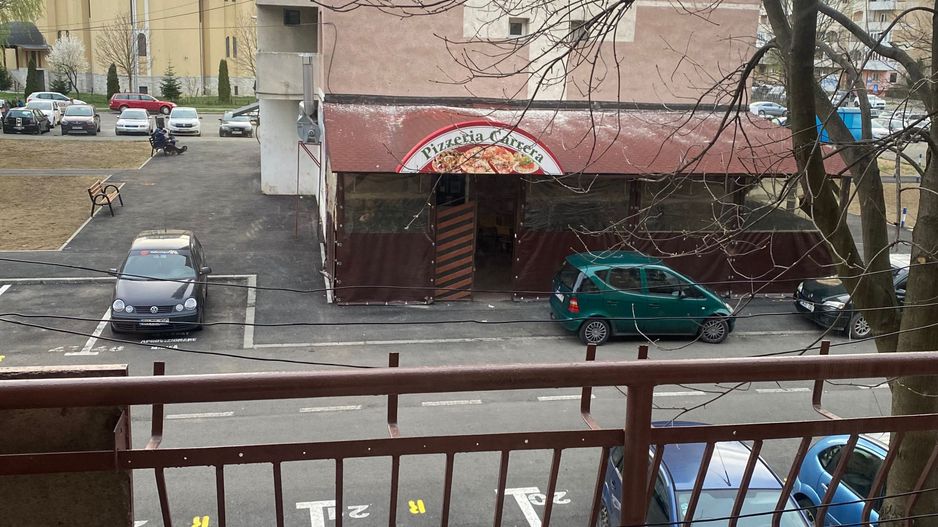 BRASADAS vinde ap 2 cam etaj 1/4 in Carpati 2. - Poză 4