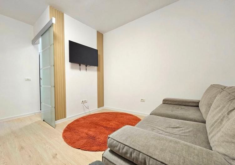 Apartament 2 camere. Decomandat. Cu Parcare.  La 5 min metrou Aparatorii Patriei - Poză 12