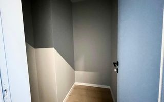 Penthouse cu 3 camere LA CHEIE, cu terase de 200mpu, zona Calea Surii Mici - Poză 11