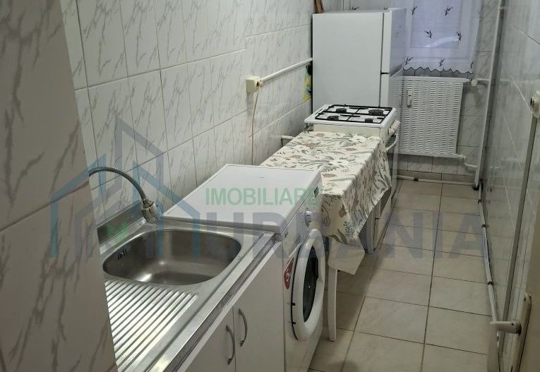 # inchiriez - Poză 5