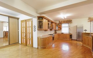 Chirie, casă, 3 nivele, 6 camere, str. Aerodromului, Râșcani - Poză 5