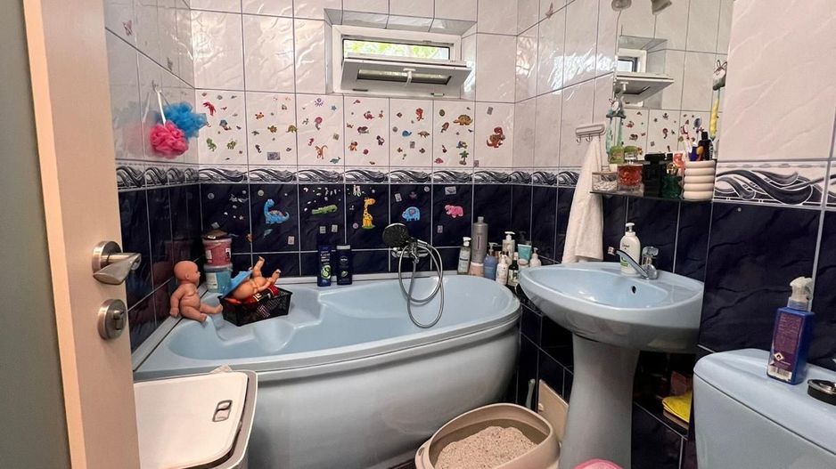 Apartament 3 camere, 62 mp, zona Scoala nr. 11 - fostul Complex Continental - Poză 3