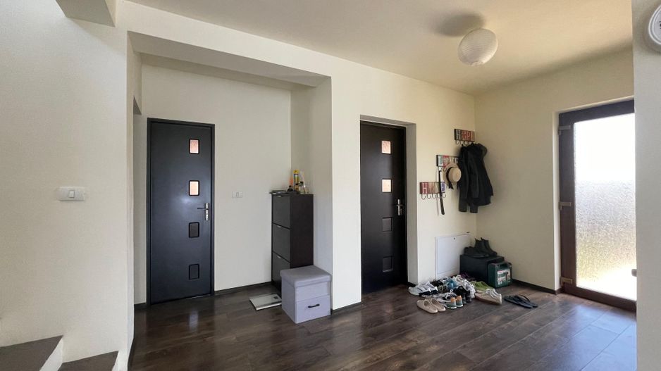 Casă individuală complet mobilată și utilată | Moșnița Nouă| - Poză 7