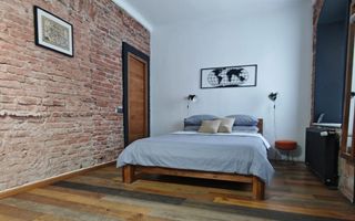 Apartament in centru istoric . - Poză 2