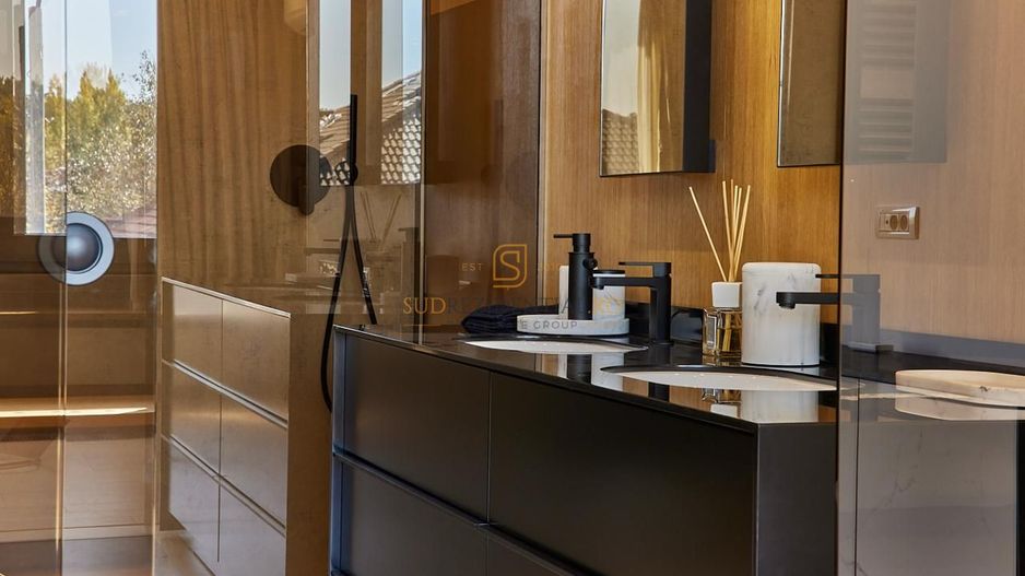 Vila spectaculoasa cu 6 camere, finisaje premium, zona Corbeanca - Poză 4