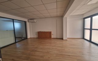 Vila P+3, suprafata utila 345 mp, aflata la 10 min. de P-ta Victoriei - Poză 2