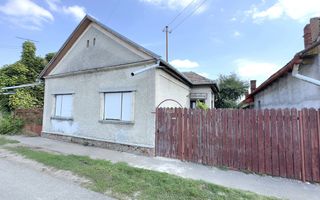 Casă 4 camere cu Teren 615 mp - Str. Mărășești Nr.62 – Carei - Poză 1