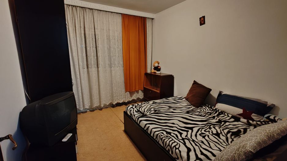 APARTAMENT 3 CAMERE, 1 DEC 1918/TRAPEZULUI - Poză 1