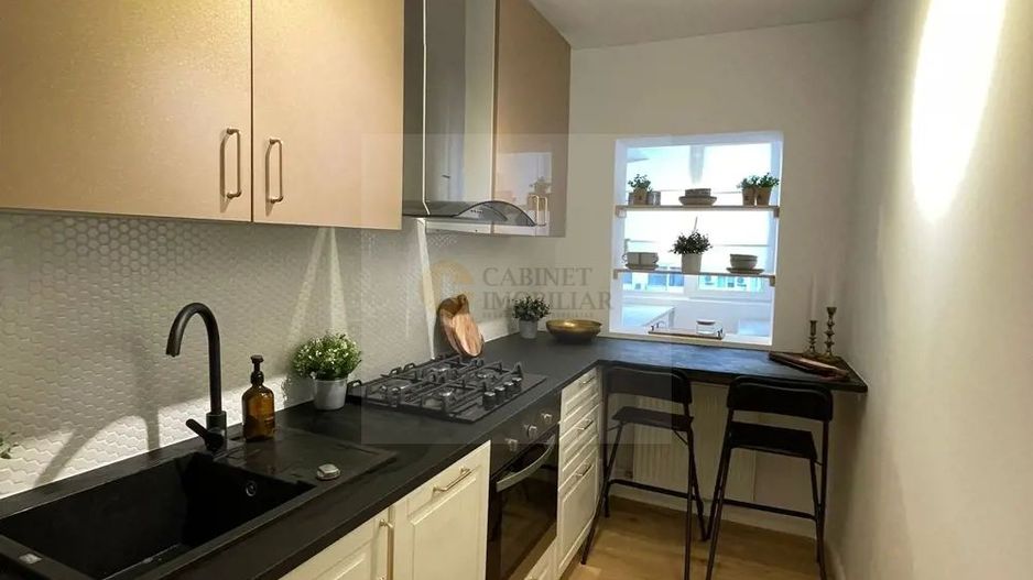 Garsoniera - Blvrd Banu Manta -  Bloc 1981 - Etaj 7/9 - Poză 2