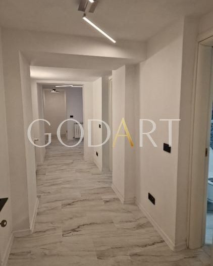 Duplex 5 camere | Ultracentral | Prima inchiriere - Poză 11