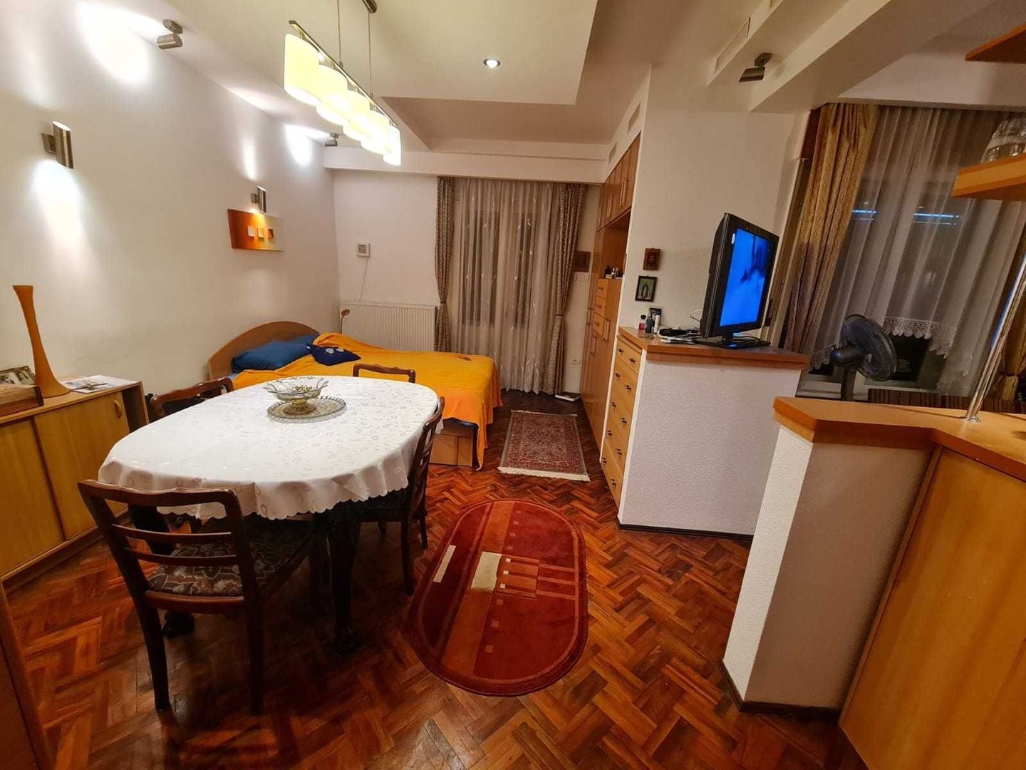 Apartament in vila zona Baicului - Poză 6