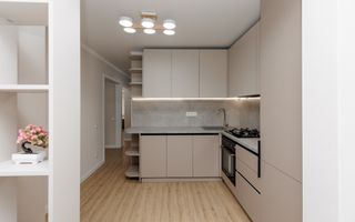Vânzare, apartament, 3 camere, bd. Dacia, Botanica - Poză 1