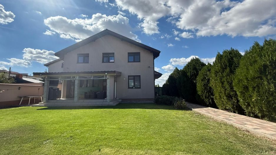 VILA MODERNA P+1 140MP CURTE 400MP BRAGADIRU CENTRAL - Poză 1