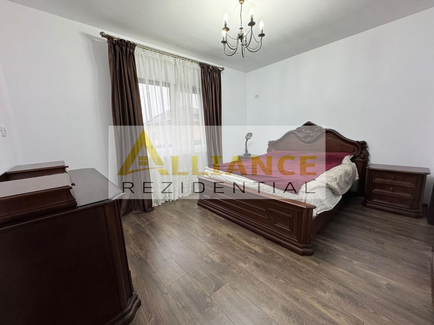 Vila individuala P+1 cu 4camere /3bai teren- 566mp - Poză 5