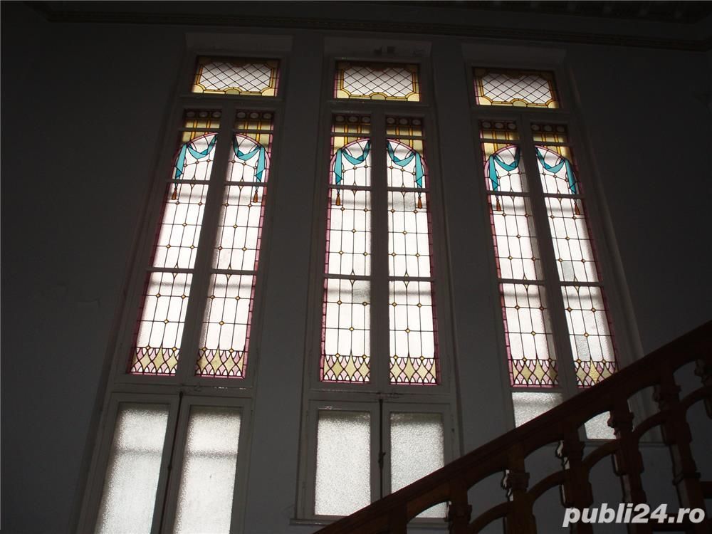 BRASADAS vinde vila cu 16 camere in zona ROMANA. - Poză 2