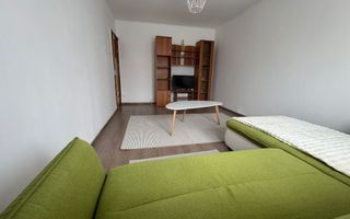 Apartament 3 camere, Nicolina, etaj 1, renovat recent - Poză 3