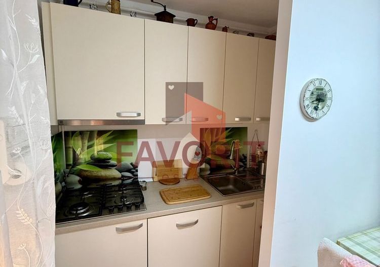 Etaj 2. Cu centrala proprie. Zona Bucovina - Poză 2