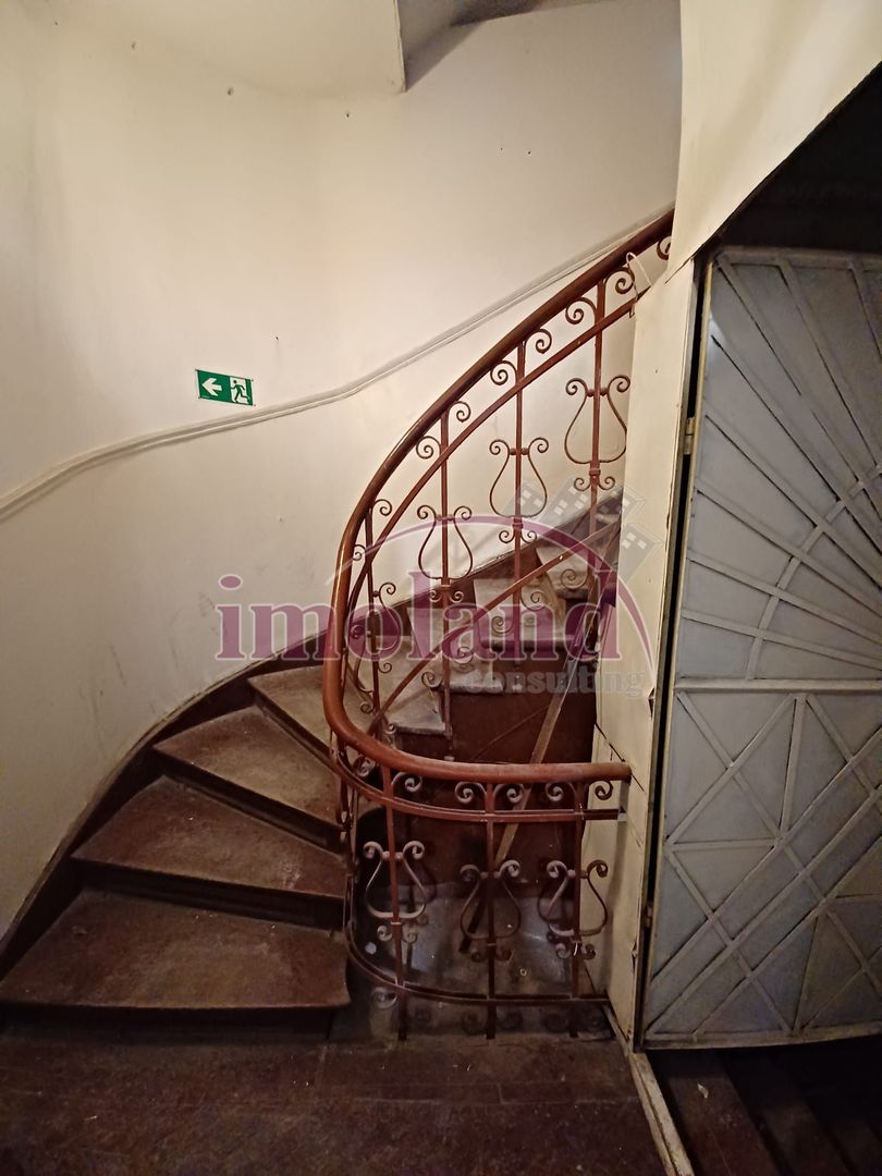 Ocazie - investitie - vila interbelica - Poză 2