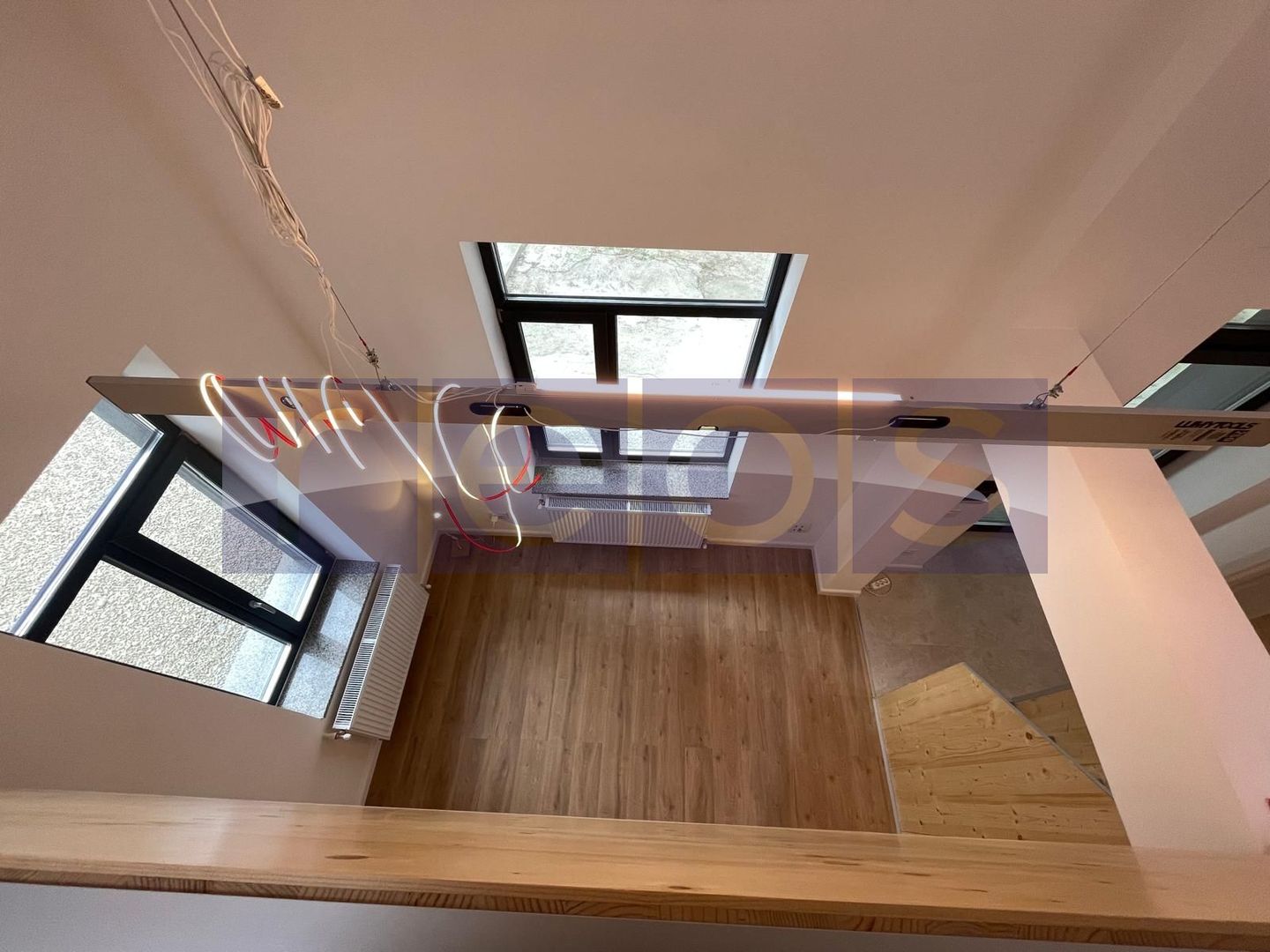 VANZARE CASUTA INTERBELICA RENOVATA DESIGN CONTEMPORAN 107MP MOSILOR FOISOR - Poză 11