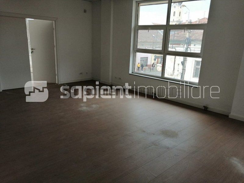 Spatiu de birouri ultracentral - Poză 6