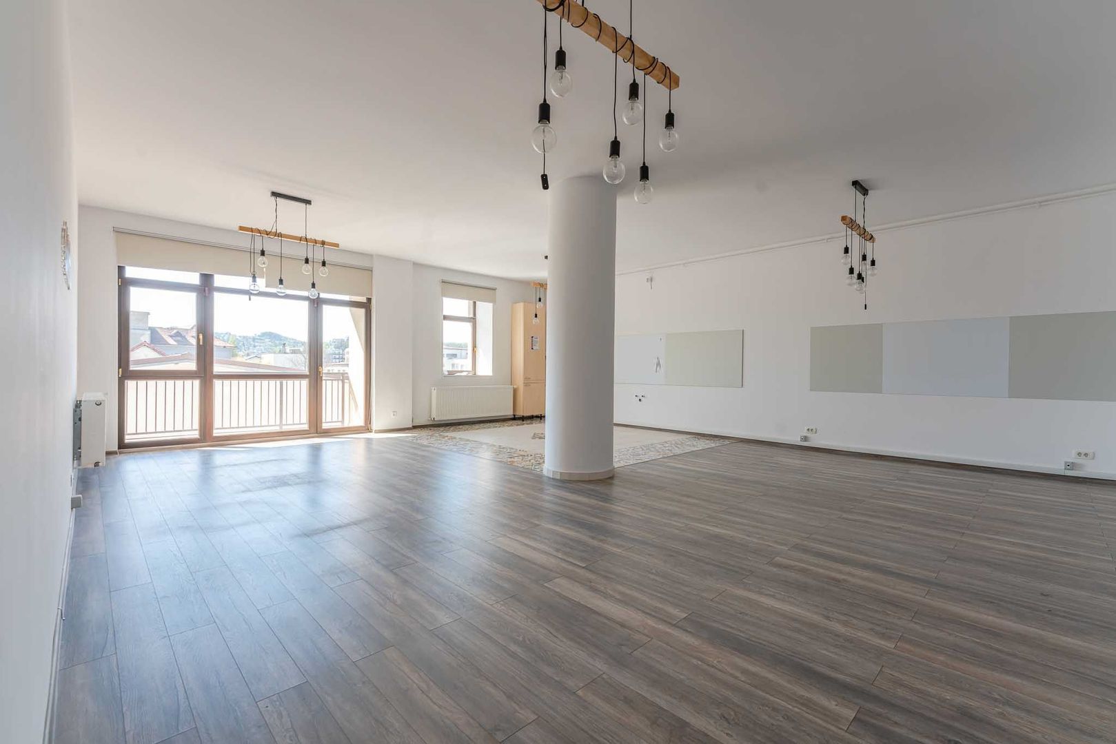 Birouri în zona Patria, Brașov - 2 locuri de parcare subterane - Poză 1