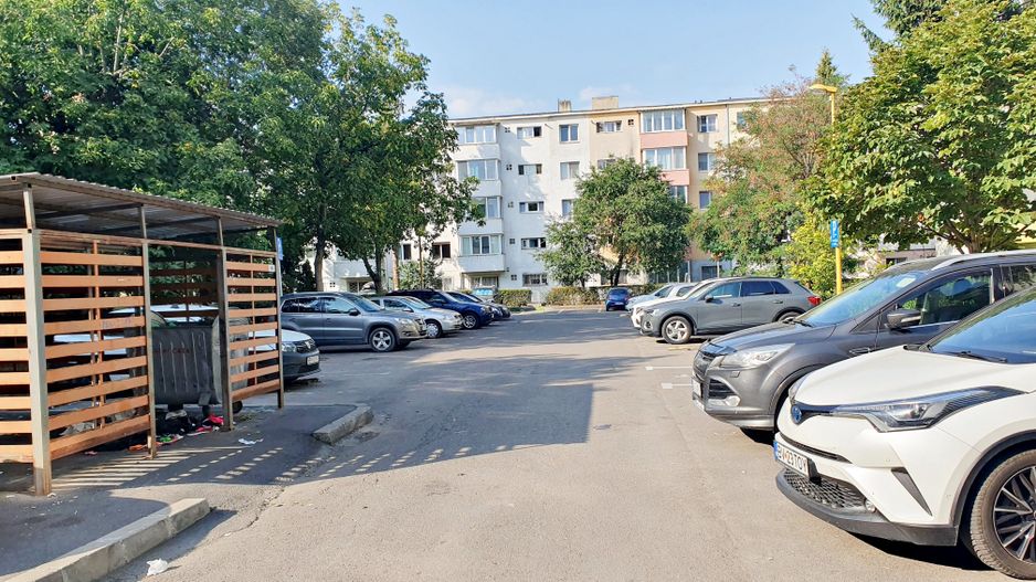 Calea Bucuresti, apartament 2 camere,semimobilat,loc parcare,etaj1 - Poză 12