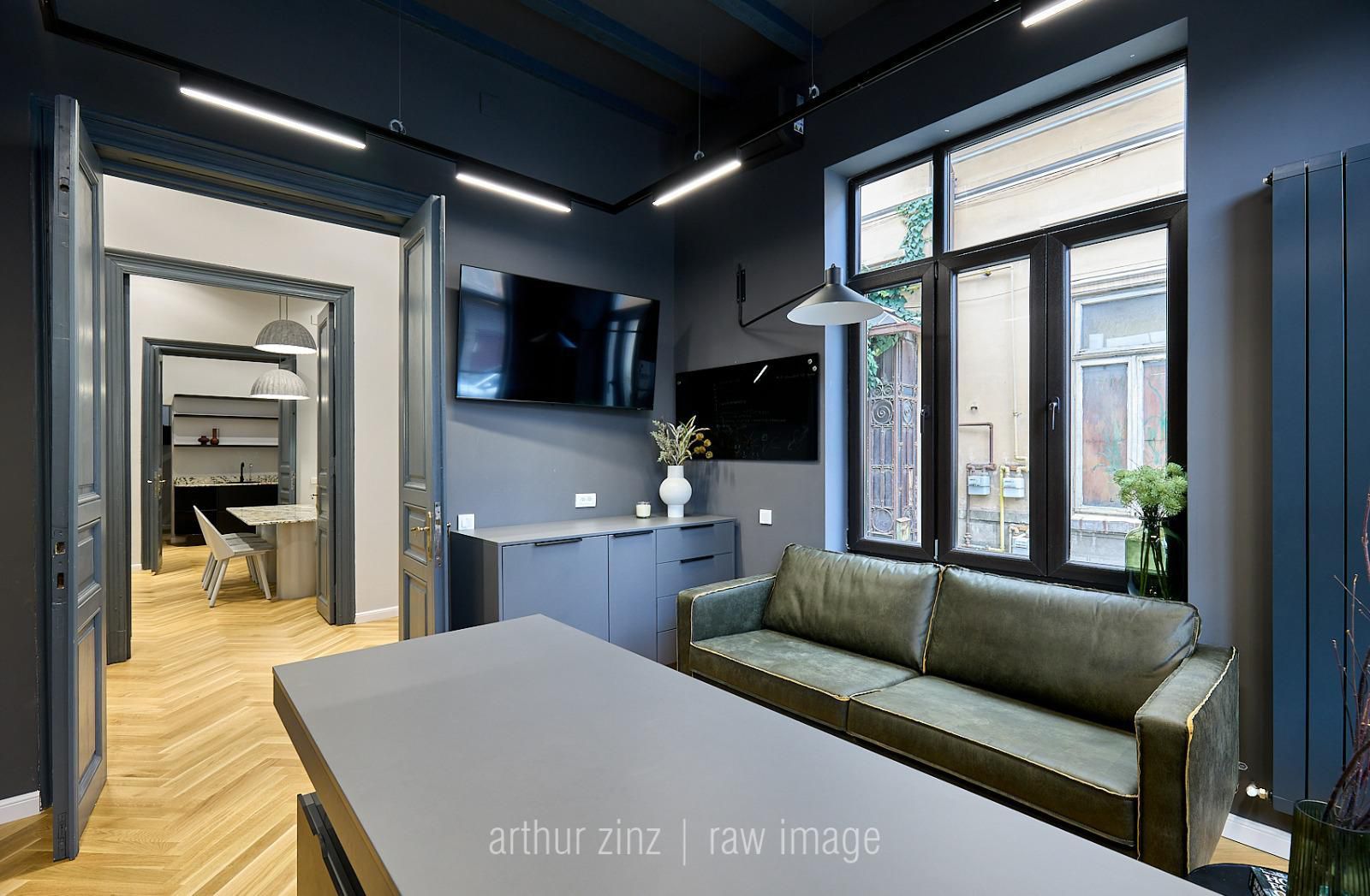 Birou amenajat | Mobilat si utilat | Cladire consolidata si renovata - Poză 4