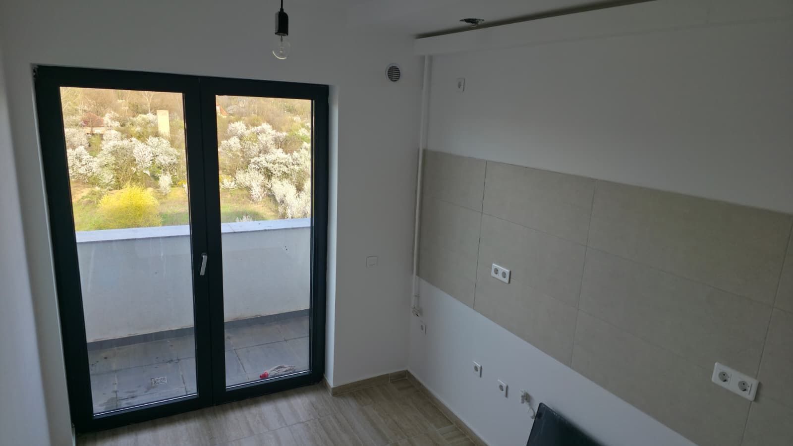 Apartament 3 camere și loc de parcare - Poză 24