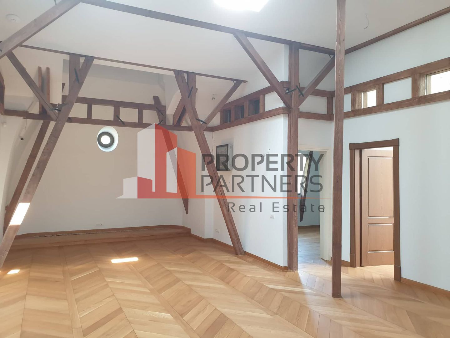 80 mp demisol in vila istorica, senzationala, Victoriei/Piata Romana - Poză 11