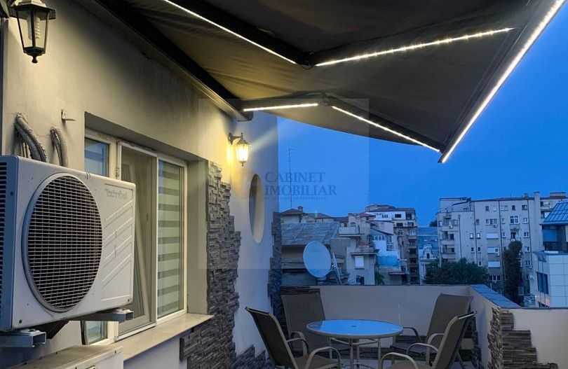 2 camere  | Teatrul Notarra - Romana  | Terasa de 30 mp - Poză 3