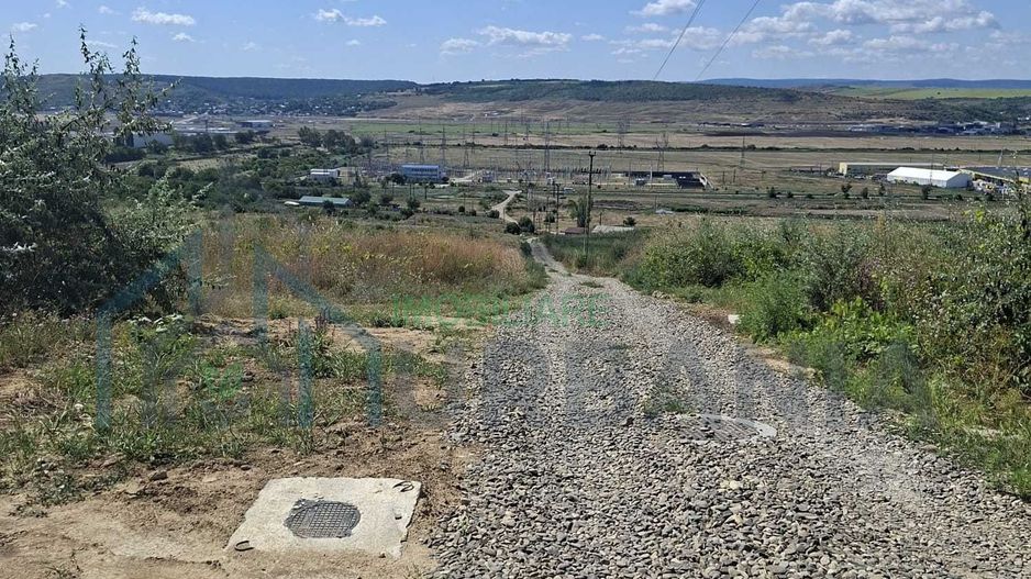 Teren de vanzare in Uricani, Iasi, spate Dedeman - 652 mp - Poză 3