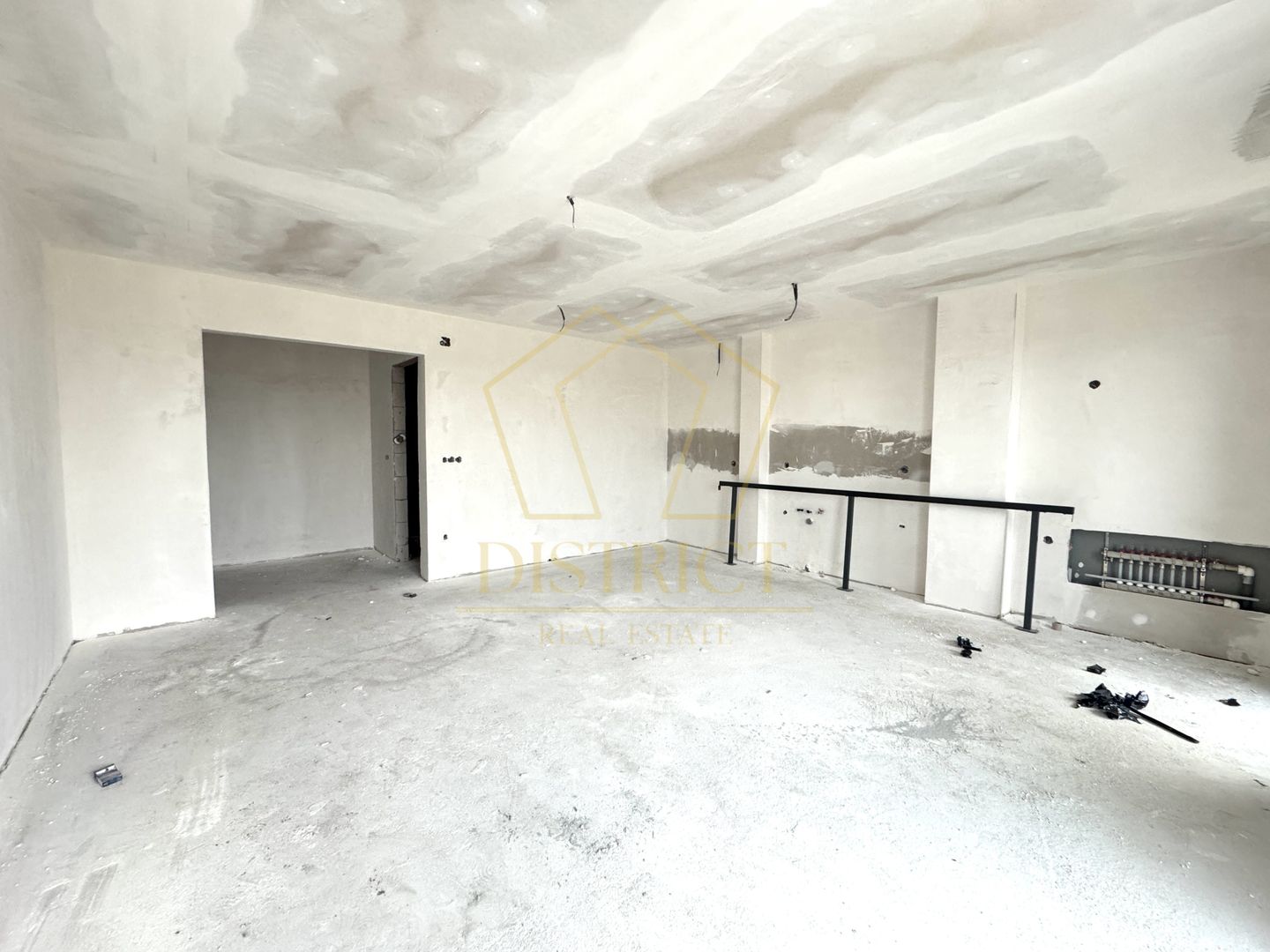 Apartament decomandat cu 2 camere | Comision 0% | Torontalului - Poză 3
