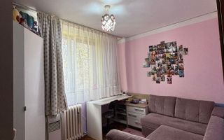 Apartament 3 camere decomandate, etaj intermediar, zona Platinia - Poză 6