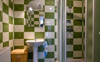 Casa la gri de vanzare | Zona Centrala - Bucov | Comision 0% - Poză 12